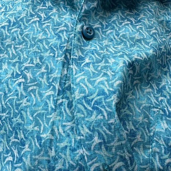 Tommy Bahama Teal Patterned Casual Shirt - Picture 4 of 4